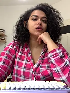 Curvydesifromgermany online show from September 2025 10:39:01 AM