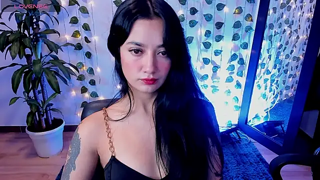 mariiana-diaz online show from December 2024 03:11:02 PM