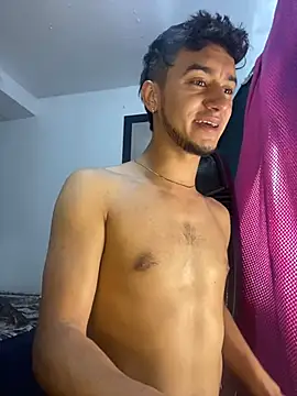 Kevin Torres online show from December 2024 08:40:01 PM