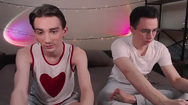 EliotMarks online show from March 2025 04:35:02 PM