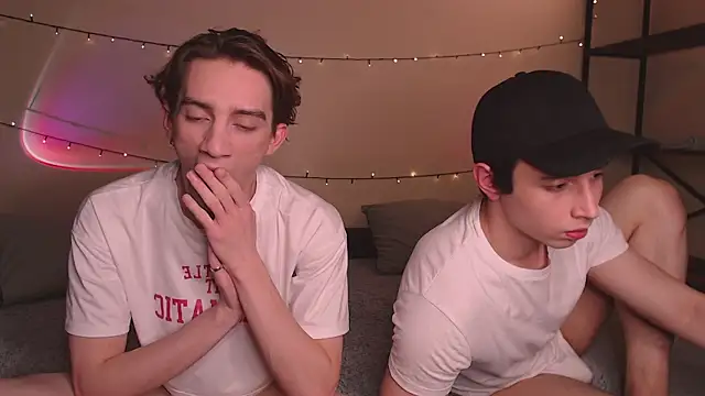 EliotMarks online show from November 2025 07:34:02 PM