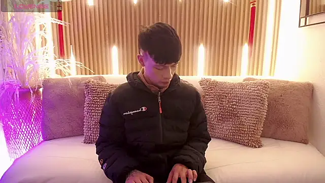 Steev Novoa online show from April 2026 03:10:01 AM