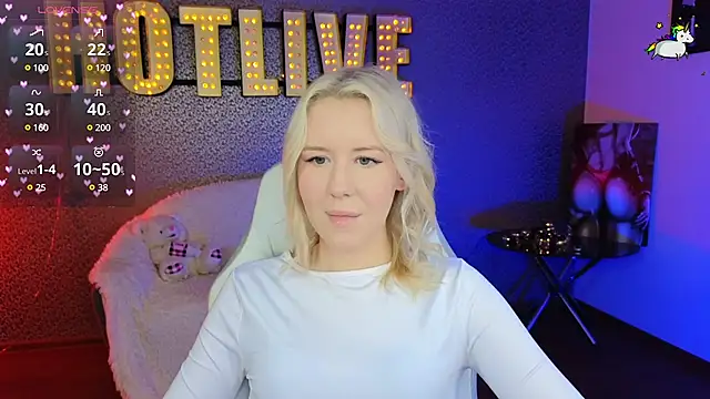 Selenatrend online show from February 2025 12:44:01 PM