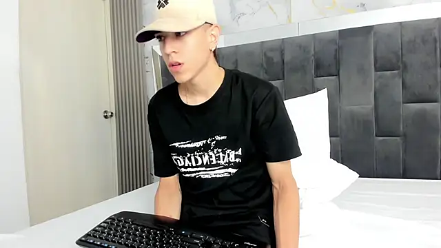 Dei v 48 online show from February 2025 07:28:02 PM