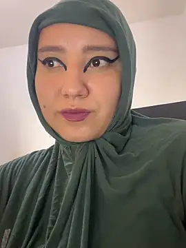 hannahayat online show from November 2025 01:44:02 PM