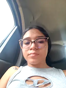 -VICKKY online show from January 2025 07:48:02 PM