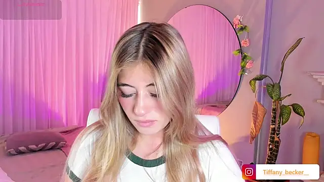 Snapshot of tiffany_becker chatting on June 2026 01:04:02 PM tiffany becker online show from June 2026 01:04:02 PM