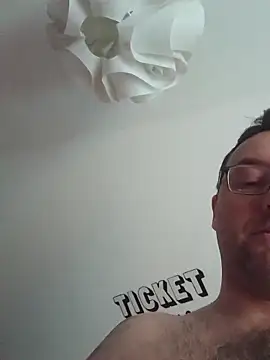 Fantaxx86 online show from May 2026 07:13:01 AM