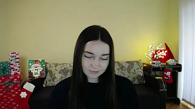 Pretty shy online show from January 2025 09:18:01 AM