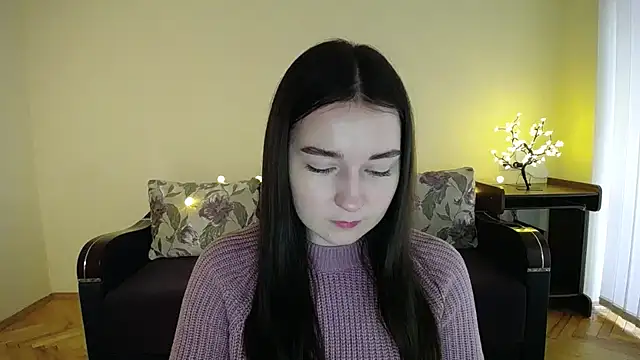 Pretty shy online show from January 2025 09:02:01 AM