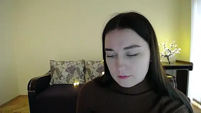 Pretty shy online show from January 2025 12:55:01 PM