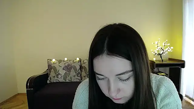 Pretty shy online show from January 2025 12:04:02 PM