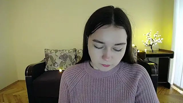 Pretty shy online show from January 2025 12:48:02 PM