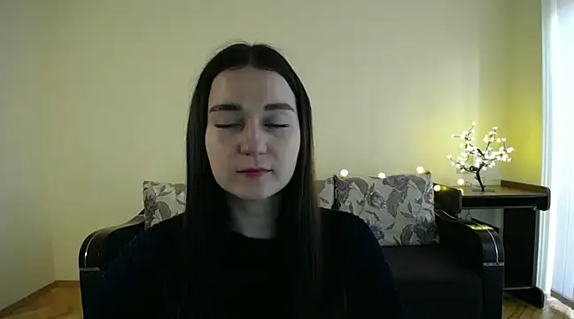 Pretty shy online show from February 2025 09:00:02 AM