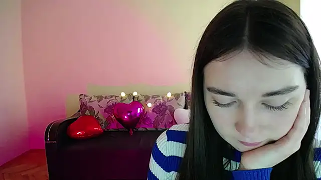 Pretty shy online show from March 2025 12:57:01 PM