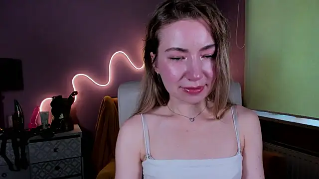 Mia Tasty online show from September 2025 01:24:01 PM