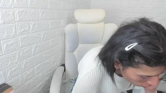 Snapshot of ImCrazzy chatting on February 2025 06:13:01 PM ImCrazzy online show from February 2025 06:13:01 PM