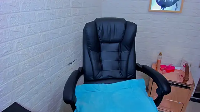 ImCrazzy online show from March 2026 02:56:02 PM