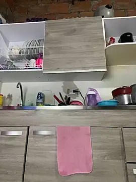 Emiily lee online show from February 2025 10:44:02 AM