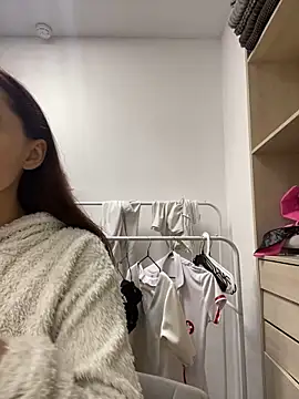 AnaWest online show from October 2025 05:39:02 AM