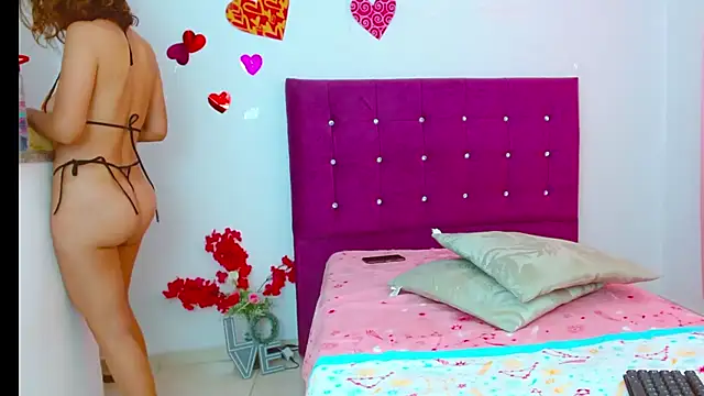 chantalsemenova1 online show from February 2025 04:22:01 PM