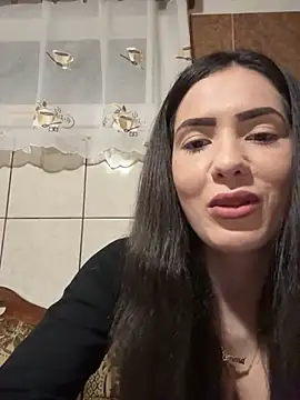 Emmapmg online show from March 2025 05:39:01 PM