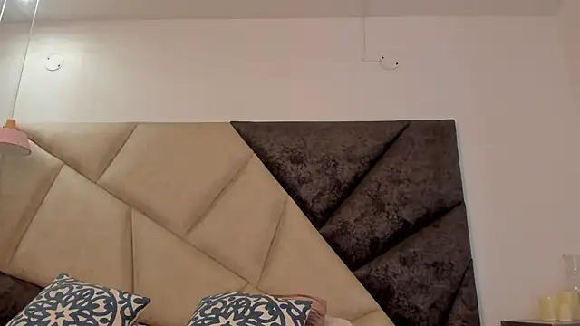 BonnieCute  online show from October 2025 11:57:01 PM