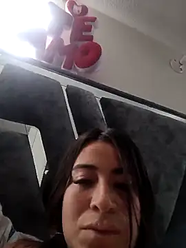 Alona Evans online show from February 2025 06:01:01 PM