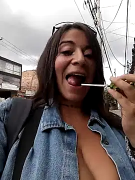 Alona Evans online show from February 2025 07:48:02 PM