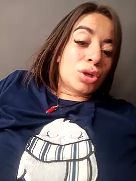 Alona Evans online show from March 2025 02:19:02 PM