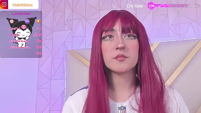 Snapshot of Violettbloss chatting on January 2025 10:35:01 PM Violettbloss online show from January 2025 10:35:01 PM