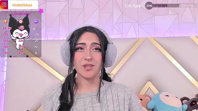 Snapshot of Violettbloss chatting on January 2025 12:26:01 AM Violettbloss online show from January 2025 12:26:01 AM