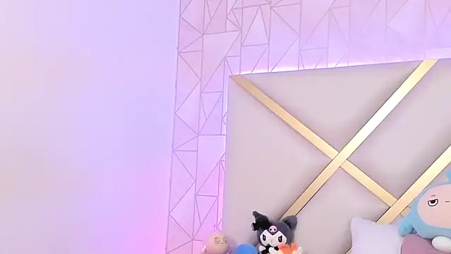 Snapshot of Violettbloss chatting on February 2025 09:14:01 PM Violettbloss online show from February 2025 09:14:01 PM