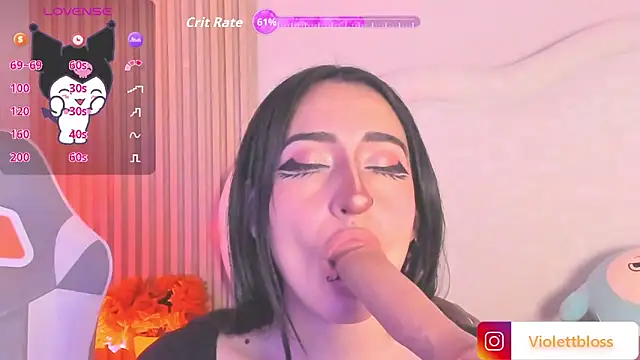 Snapshot of Violettbloss chatting on September 2025 03:50:01 AM Violettbloss online show from September 2025 03:50:01 AM