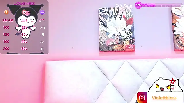 Snapshot of Violettbloss chatting on September 2025 03:31:01 AM Violettbloss online show from September 2025 03:31:01 AM