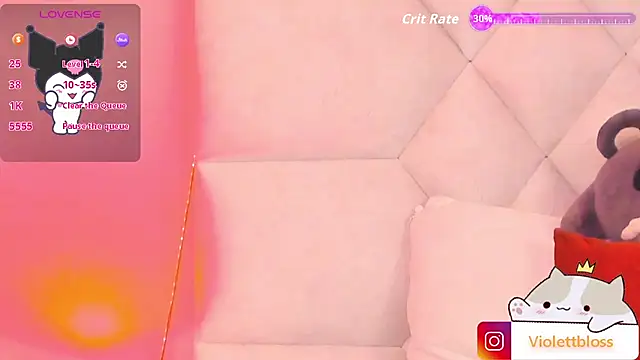 Snapshot of Violettbloss chatting on October 2025 03:13:02 AM Violettbloss online show from October 2025 03:13:02 AM