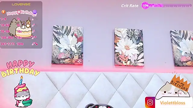 Snapshot of Violettbloss chatting on October 2025 03:20:01 AM Violettbloss online show from October 2025 03:20:01 AM