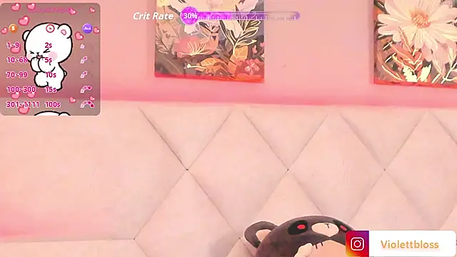 Snapshot of Violettbloss chatting on November 2025 03:38:01 AM Violettbloss online show from November 2025 03:38:01 AM