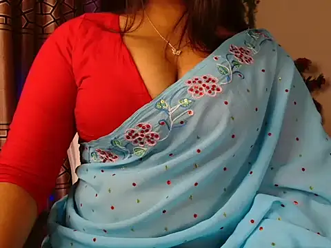 Snapshot of Unlucky-flowers chatting on December 2024 11:10:01 AM Unlucky-flowers online show from December 2024 11:10:01 AM