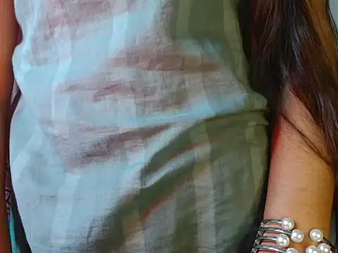 Snapshot of Unlucky-flowers chatting on January 2025 01:09:01 PM Unlucky-flowers online show from January 2025 01:09:01 PM