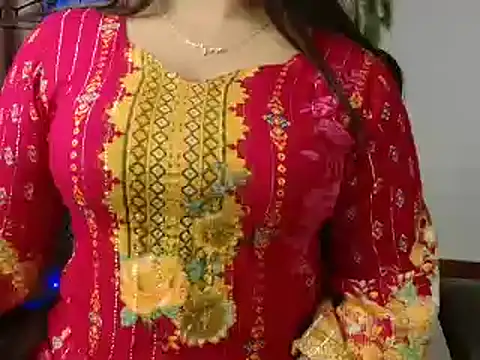 Snapshot of Unlucky-flowers chatting on January 2025 08:34:02 PM Unlucky-flowers online show from January 2025 08:34:02 PM