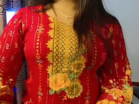 Snapshot of Unlucky-flowers chatting on February 2025 07:02:01 PM Unlucky-flowers online show from February 2025 07:02:01 PM