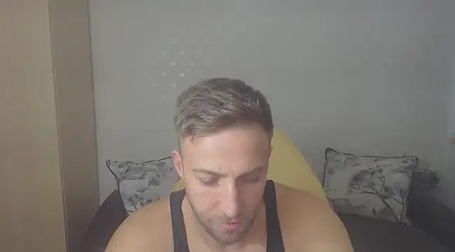 PrinceEagle online show from December 2024 08:04:01 PM