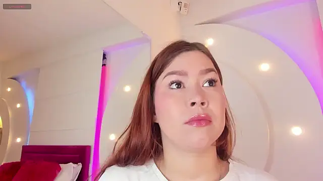 LiaTink online show from December 2024 11:33:02 AM