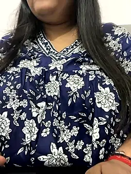 smile pretty online show from September 2025 07:25:01 PM