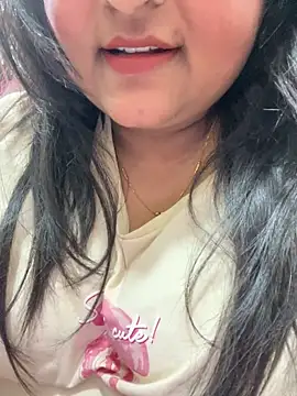 smile pretty online show from February 2026 06:04:02 PM