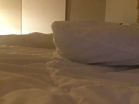 loveofbea online show from December 2024 12:44:02 PM