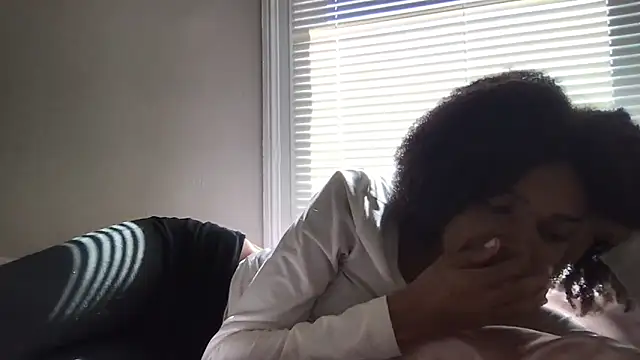 loveofbea online show from May 2026 04:01:02 PM