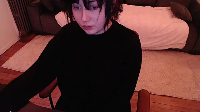 Lynylou online show from February 2025 07:06:02 AM