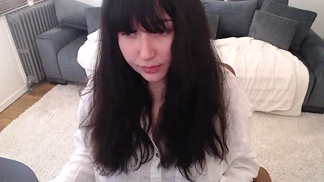 Lynylou online show from March 2025 10:30:02 AM